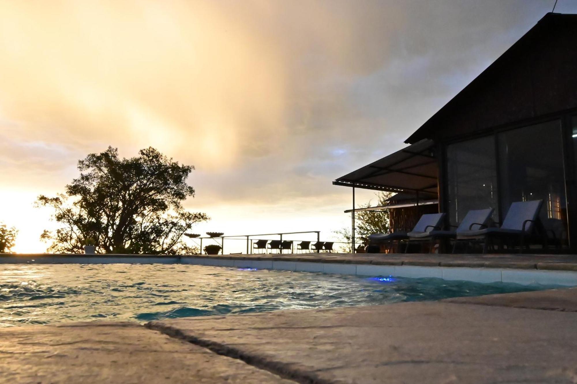 Aloegrove Safari Lodge Otjiwarongo Eksteriør bilde